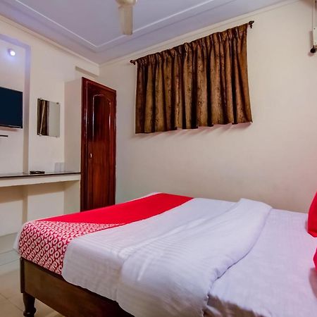 Oyo Hotel Lakshmi Paradise Visakhapatnam Esterno foto