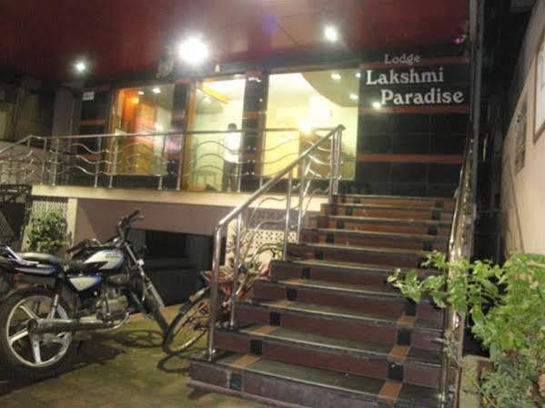 Oyo Hotel Lakshmi Paradise Visakhapatnam Esterno foto