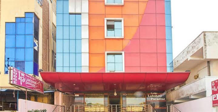 Oyo Hotel Lakshmi Paradise Visakhapatnam Esterno foto
